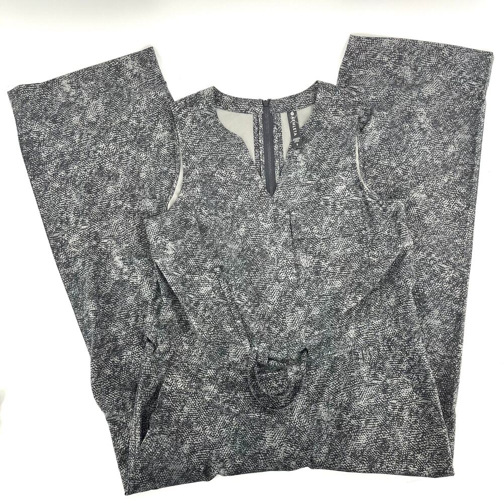 Athleta Topanga Printed Sleeveless Jumpsuit (S)‎ - Picture 4 of 10